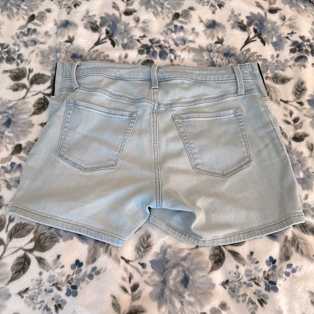 Isabel Maternity Shorts - Size Small - Picture 7 of 7